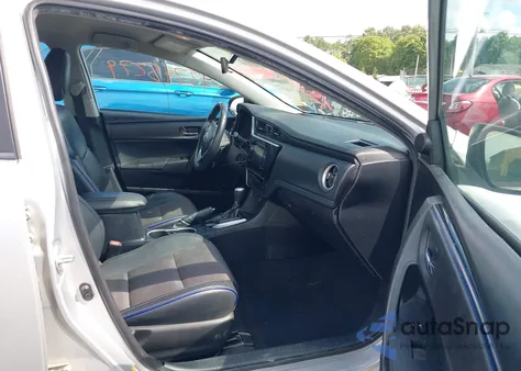 2018 Toyota Corolla Se z USA, uszkodzony, nr VIN 2T1BURHE2JC071158